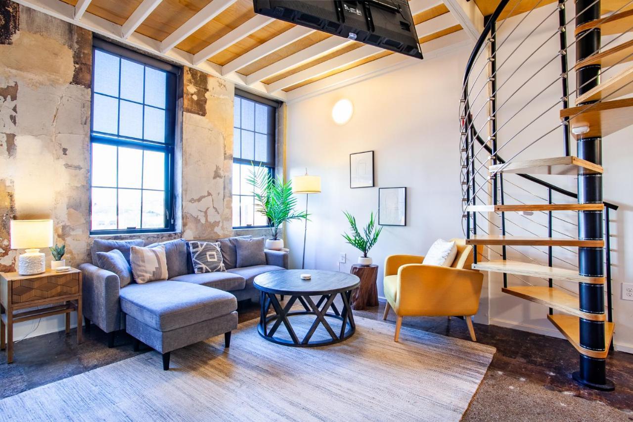 Sterchi Lofts Getaway - Downtown Knoxville Exterior photo