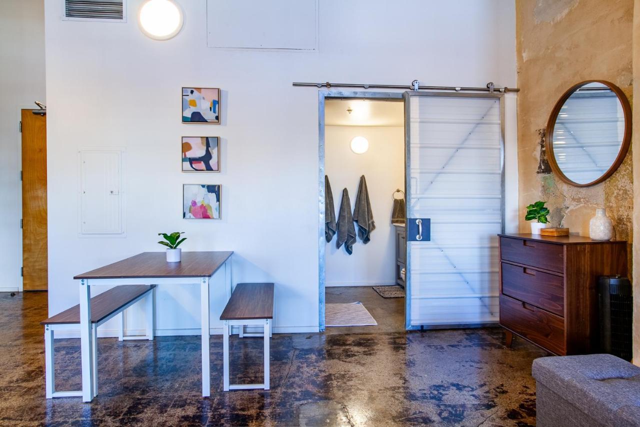 Sterchi Lofts Getaway - Downtown Knoxville Exterior photo